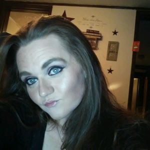 Meet your Posher, Kristina